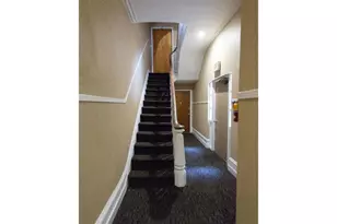 729 Spruce St, Philadelphia, PA 19106 - Photo 3