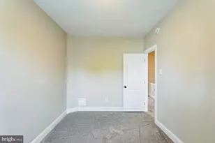 1915 W Airdrie St, Philadelphia, PA 19140 - Photo 19