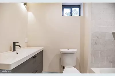 2046 E Stella Street, Philadelphia, PA 19134 - Photo 9