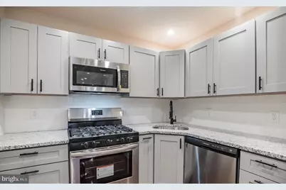 2046 E Stella Street, Philadelphia, PA 19134 - Photo 3