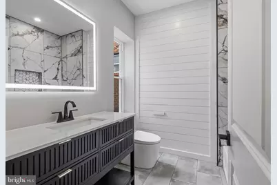 2224 S Opal Street, Philadelphia, PA 19145 - Photo 9