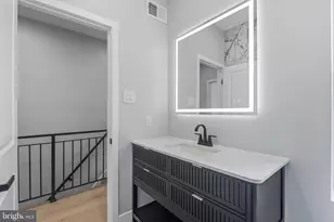 2224 S Opal St, Philadelphia, PA 19145 - Photo 11