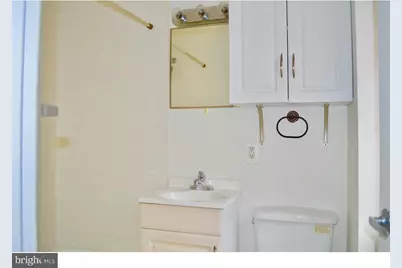 332-34 S 17th Street #1C, Philadelphia, PA 19103 - Photo 9