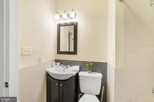 1836 Delancey St, Philadelphia, PA 19103 - Photo 11