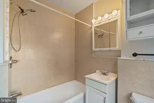 1324 Locust St, Philadelphia, PA 19107 - Photo 11