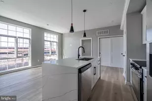 2401 Washington Ave, Philadelphia, PA 19146 - Photo 7