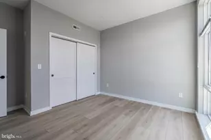 2401 Washington Ave, Philadelphia, PA 19146 - Photo 11