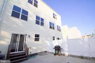 1118 Wallace St, Philadelphia, PA 19123 - Photo 13