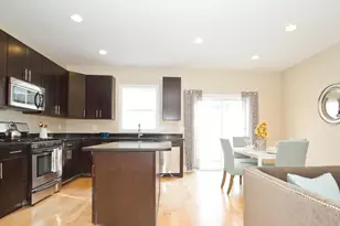 1118 Wallace St, Philadelphia, PA 19123 - Photo 9