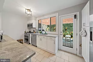 1643 Kater St, Philadelphia, PA 19146 - Photo 11