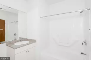 1411-1 Walnut St, Philadelphia, PA 19102 - Photo 13