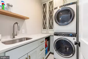 209 E Gorgas Ln, Philadelphia, PA 19119 - Photo 31