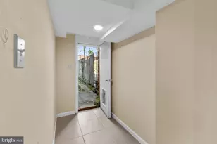 6639 N Fairhill St, Philadelphia, PA 19126 - Photo 25