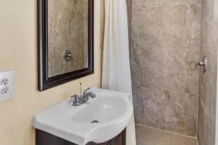 6639 N Fairhill St, Philadelphia, PA 19126 - Photo 15