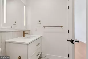 20 W Allens Ln, Philadelphia, PA 19119 - Photo 13