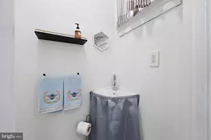 2538 S 17th St, Philadelphia, PA 19145 - Photo 15