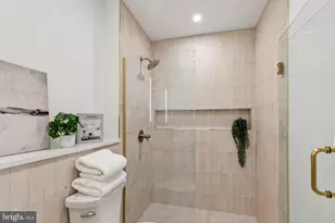 20 W Allens Ln, Philadelphia, PA 19119 - Photo 9