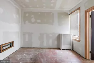 7019 Paschall Ave, Philadelphia, PA 19142 - Photo 11