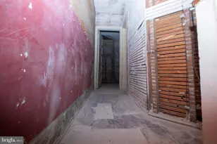 1942 N Hollywood St, Philadelphia, PA 19121 - Photo 17