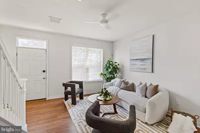 203 Surgeon Generals Court, Philadelphia, PA 19146 - Photo 5