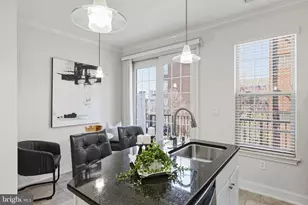 203 Surgeon Generals Ct, Philadelphia, PA 19146 - Photo 11