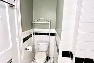 1324 Locust St, Philadelphia, PA 19107 - Photo 9