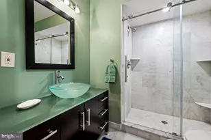 1825 Carpenter St, Philadelphia, PA 19146 - Photo 21