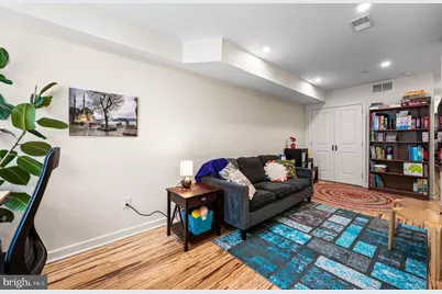 1825 Carpenter Street #A, Philadelphia, PA 19146 - Photo 15