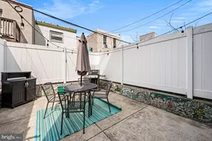 1825 Carpenter St, Philadelphia, PA 19146 - Photo 11