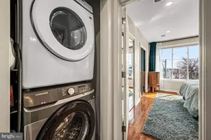 1825 Carpenter St, Philadelphia, PA 19146 - Photo 15