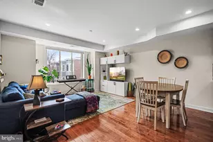 1825 Carpenter St, Philadelphia, PA 19146 - Photo 5