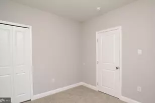 758 N 43rd St, Philadelphia, PA 19104 - Photo 17