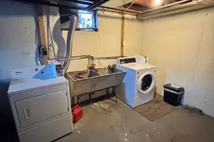 7972 Forrest Ave, Philadelphia, PA 19150 - Photo 25