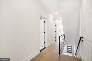 2665 Emerald St, Philadelphia, PA 19125 - Photo 13