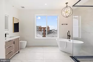 2665 Emerald St, Philadelphia, PA 19125 - Photo 25