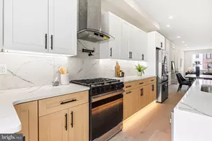 2665 Emerald St, Philadelphia, PA 19125 - Photo 11