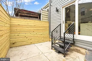 2665 Emerald St, Philadelphia, PA 19125 - Photo 31