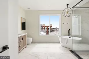 2665 Emerald St, Philadelphia, PA 19125 - Photo 23