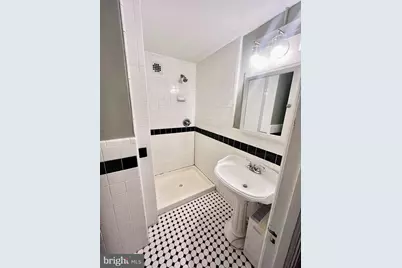 1324 Locust Street #501, Philadelphia, PA 19107 - Photo 7