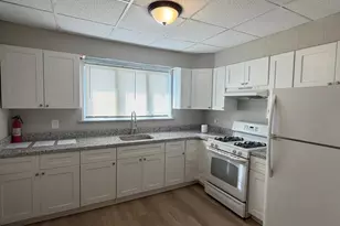 6904 Dicks Ave, Philadelphia, PA 19142 - Photo 9