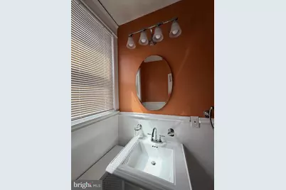 536 W Chew Avenue, Philadelphia, PA 19120 - Photo 21