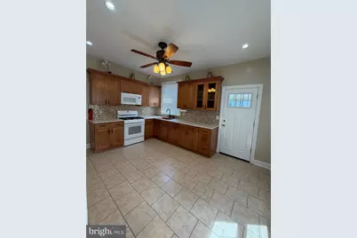 536 W Chew Avenue, Philadelphia, PA 19120 - Photo 9