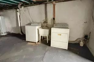 441 W Raymond St, Philadelphia, PA 19140 - Photo 25