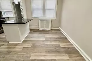 441 W Raymond St, Philadelphia, PA 19140 - Photo 9