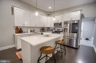 4117 Cresson St, Philadelphia, PA 19127 - Photo 3