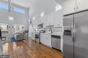 2023 E Susquehanna Ave, Philadelphia, PA 19125 - Photo 5