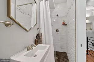 2216 Almond St, Philadelphia, PA 19125 - Photo 15