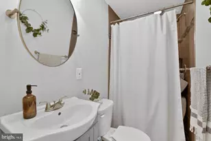 2216 Almond St, Philadelphia, PA 19125 - Photo 9