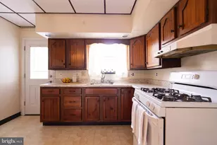 475 Pensdale St, Philadelphia, PA 19128 - Photo 7