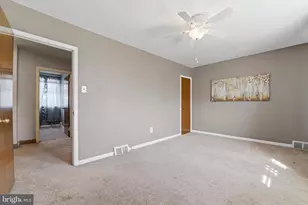 603 Green Ln, Philadelphia, PA 19128 - Photo 19